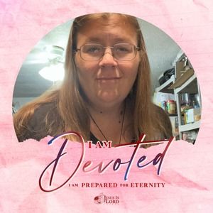 Meet your Posher, Alicia